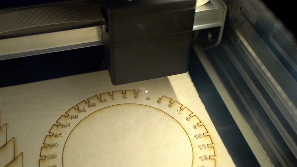 Glowforge Cutting